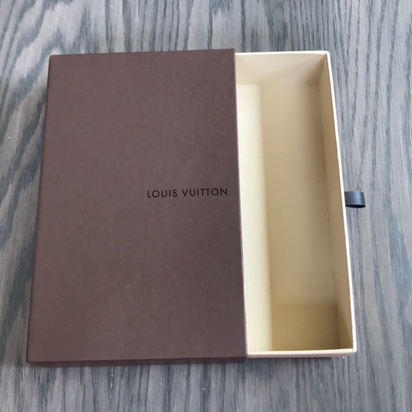 Louis Vuitton Other - Louis Vuitton Box